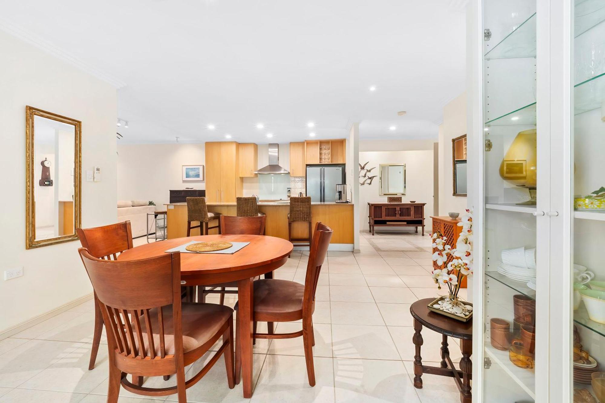 Arlington Apartments Clifton Beach Rum bild